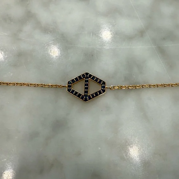Walters Faith 18k Hexagon Sapphire bracelet - Picture 5 of 8